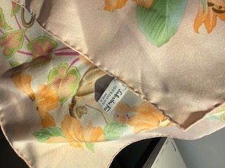 Salvatore Ferragamo Foulards, Tücher & Schals: Salvatore Ferragamo – Neu (gemäss Beschreibung) aus Fribourg von Evita9Vintage 1