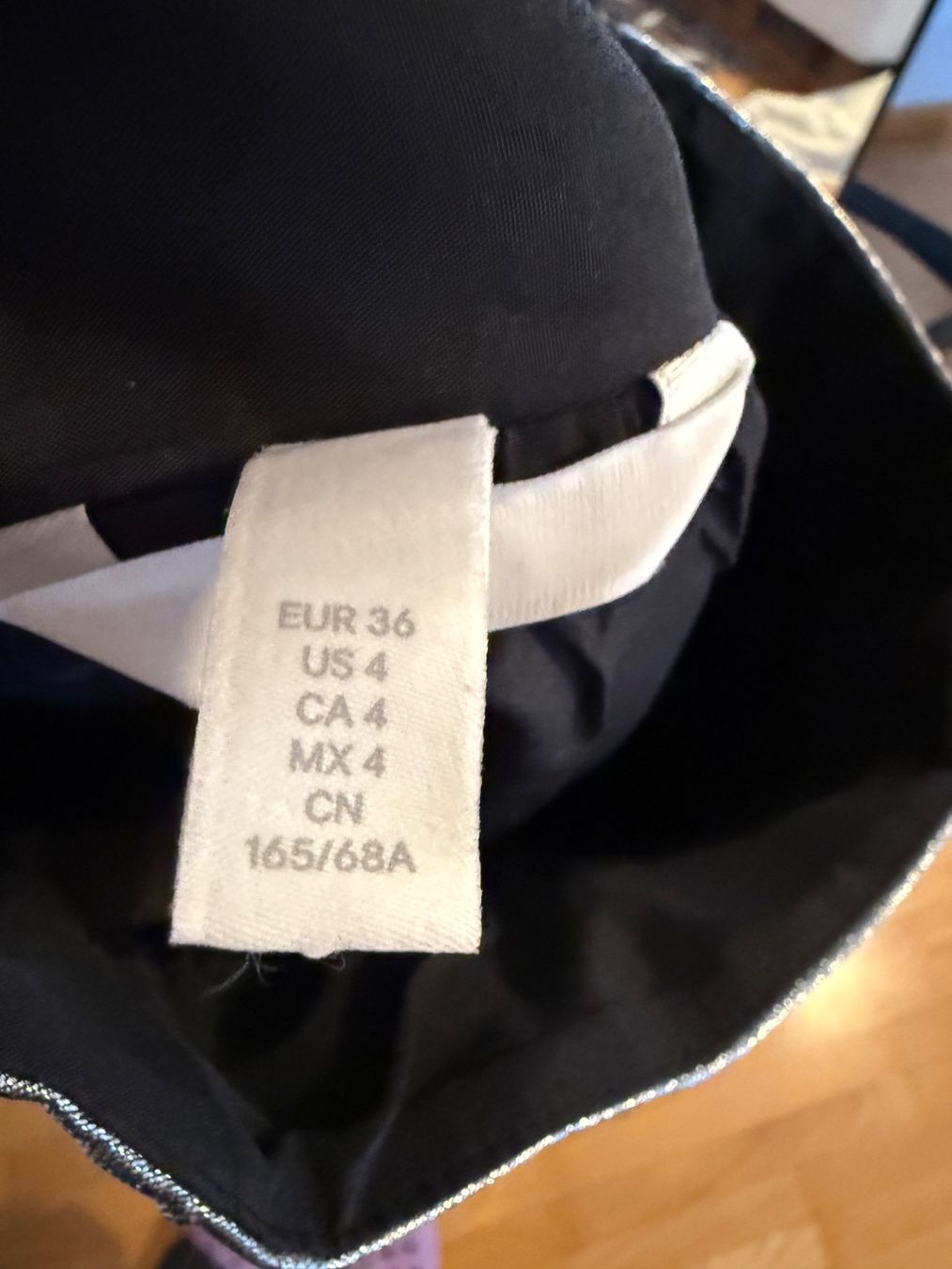 H&M Gonne: H&M metallic silver rock, 36 – Usato da Zürich venduto da kuz_mnn9 2