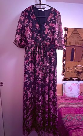 Robe longue fleurie légère - Idéale pour l'été!