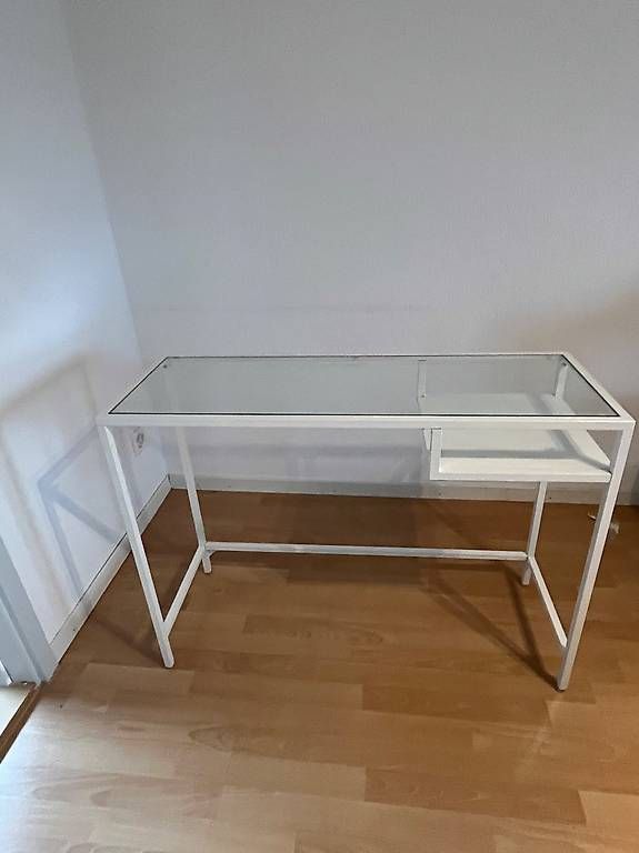 Tavoli da trucco: Schminktisch – Usato da Müntschemier venduto da leonie.3232