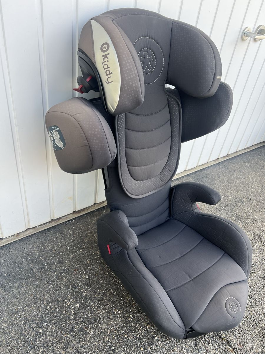 Kiddy Seggiolini per auto: Kindersitz von Kiddy Cruiserfix Pro3 – Usato da Uster venduto da Glur1 3
