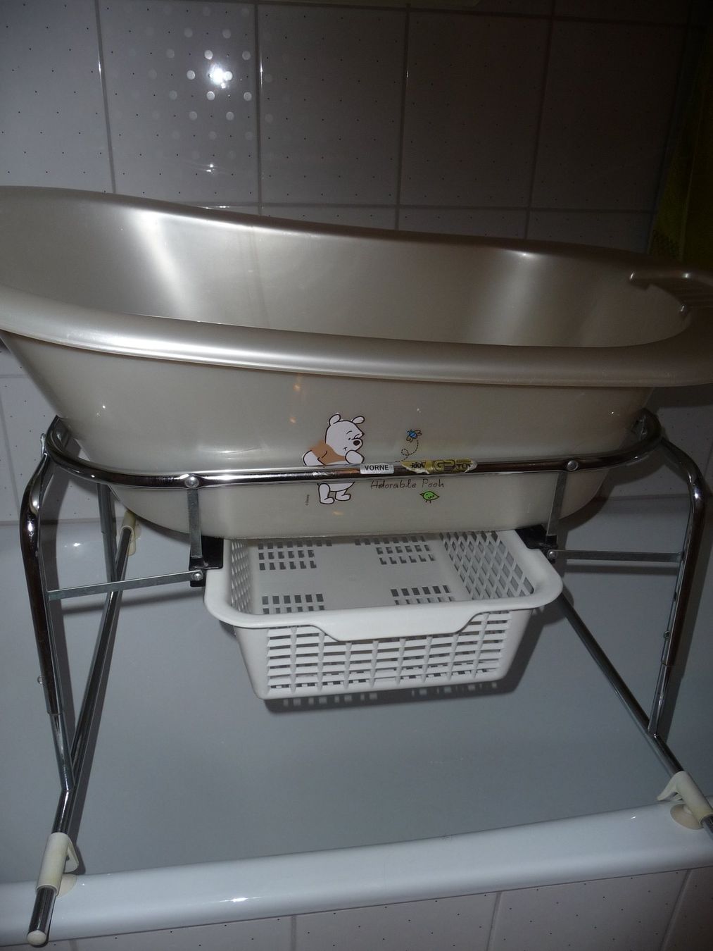 Zewi Vasche da bagno: Babybadewännli  mit Gestell Geuther – Usato da Kirchberg BE venduto da lavendel02 1