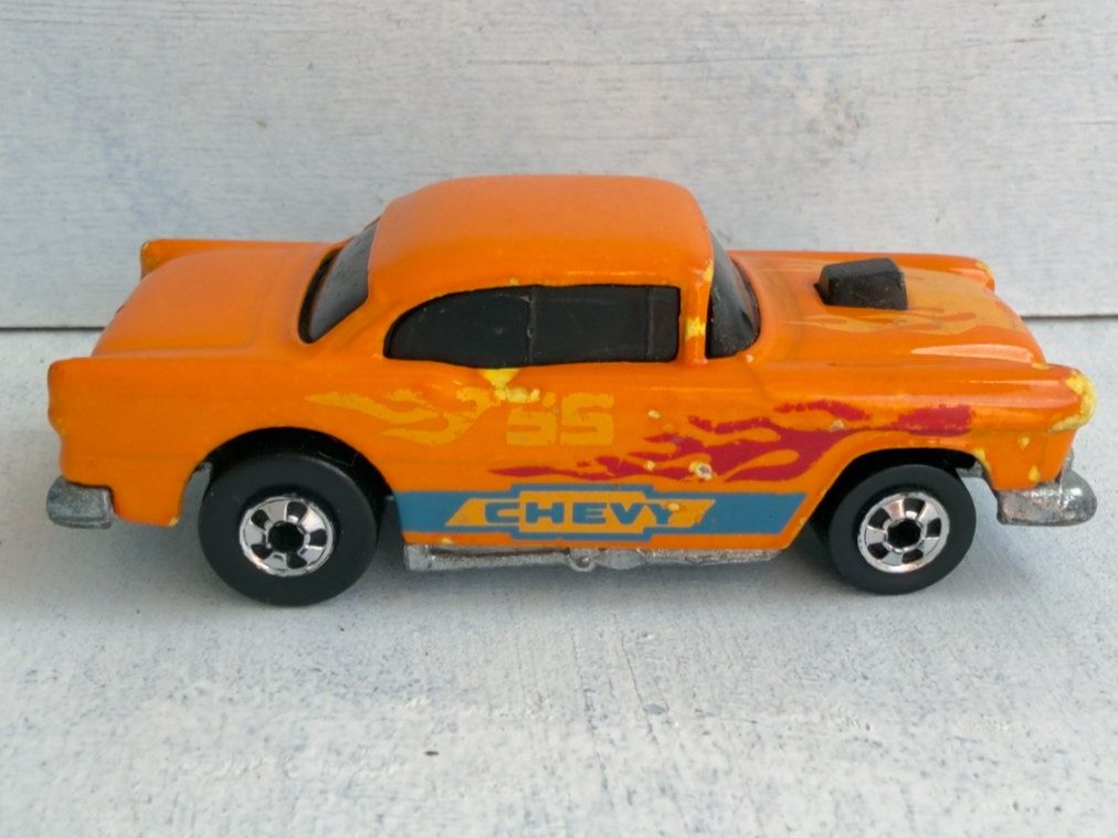 Hot Wheels Modellautos: Hot Wheels '55 Chevy - Mattel – Gebraucht aus Bern von lac_8m2r