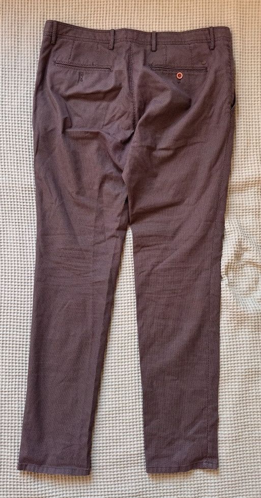Massimo Dutti Pantaloni: Massimo Dutti Trousers EUR44 – Usato da Zürich venduto da mateuszptrk 1