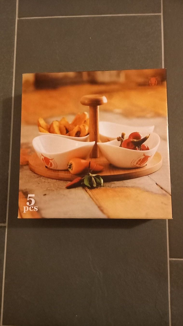 Geschirrsets: BBQ-Set – Neu und originalverpackt aus Schwyz von Vesparider01 1