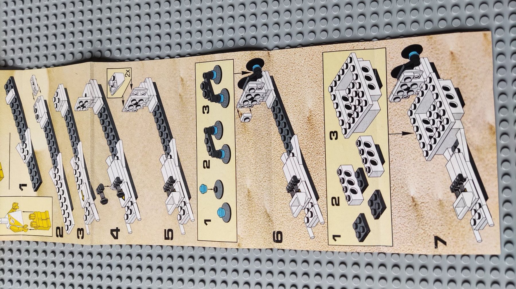 Lego Kit di costruzioni: LEGO Space Anleitung / Instructions - Futuron 6875 – Usato da Muhen venduto da Legoholic 1