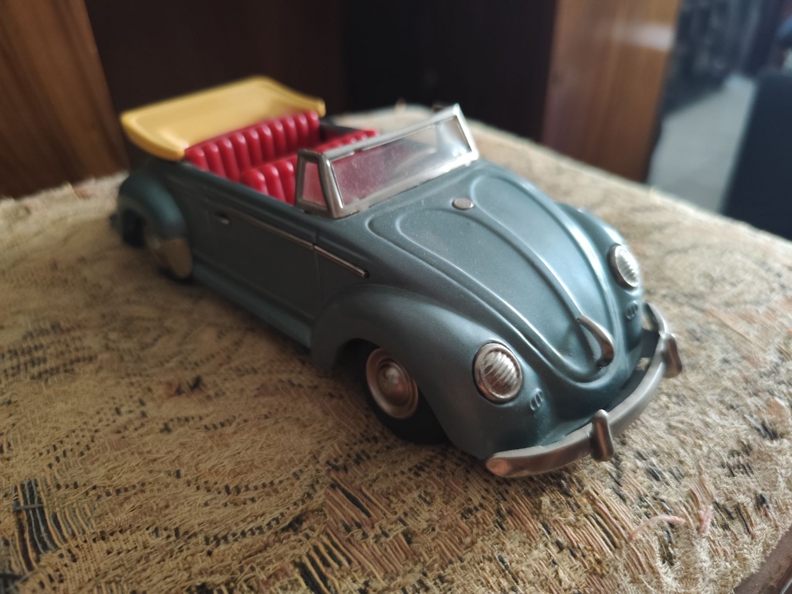 Volkswagen Modellautos: toller VW käfer cabrio (Blech) – Gebraucht aus minusio von bierbrauer 2