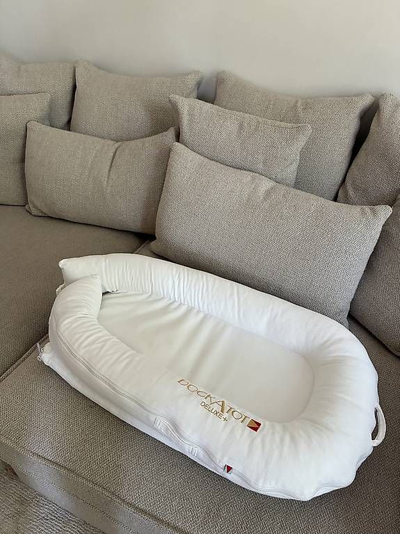 Letti: DockATot Deluxe Babynest weiss – Usato da Rüschlikon venduto da laras_closet 1