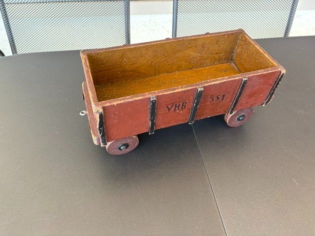 Spielzeuge: Holzspielzeug Eisenbahn – Gebraucht aus Gümligen von Suni45 4
