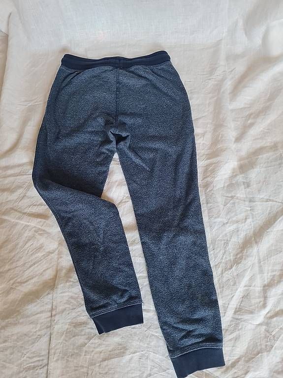 Pantalons: Jungshose Gr 134 – D'occasion à Baar par Loimund 1