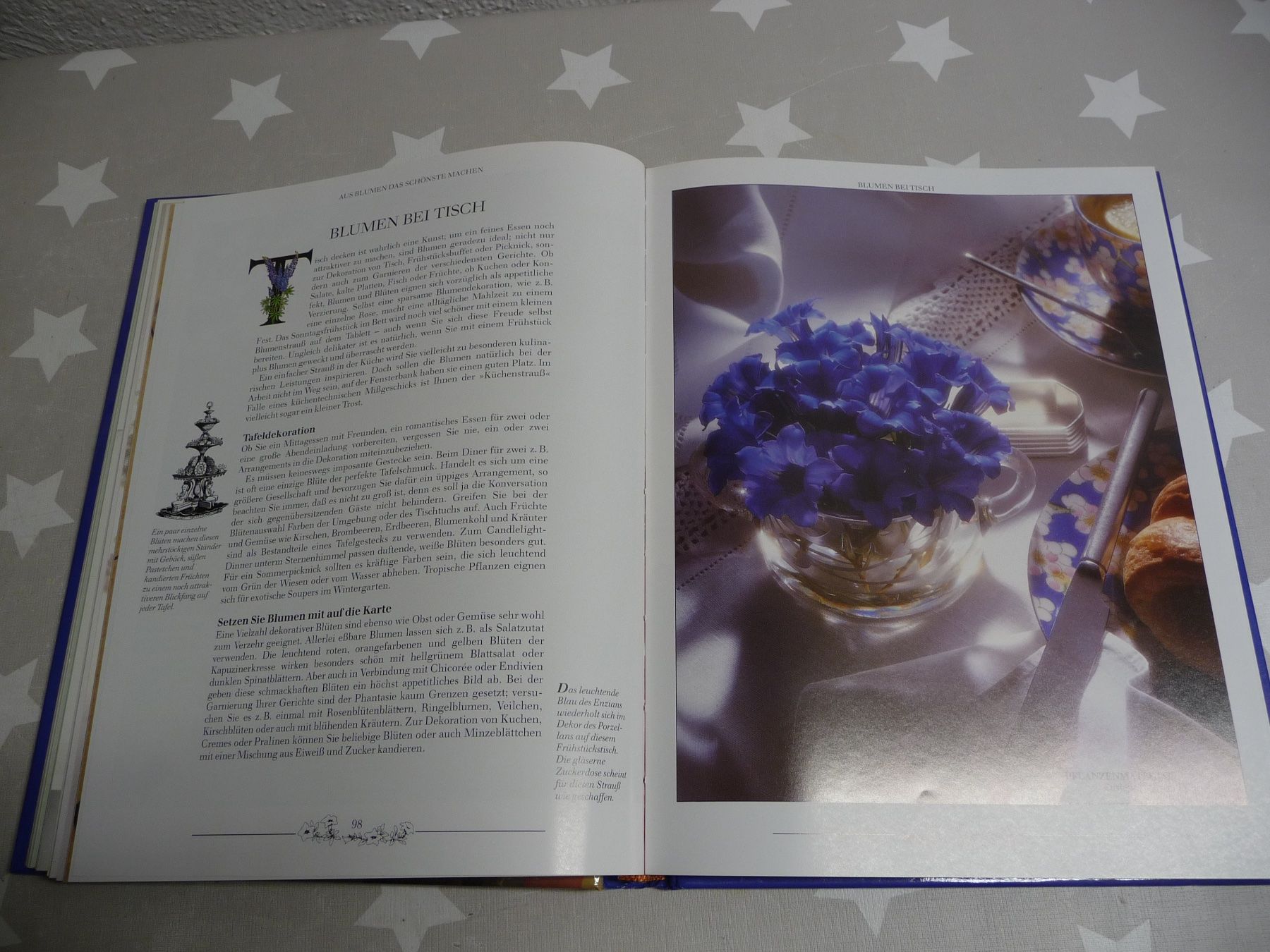Libri: Buch: Blumen Arrangements Malcom Hillier – Usato da Rafz venduto da Powacaddy 6