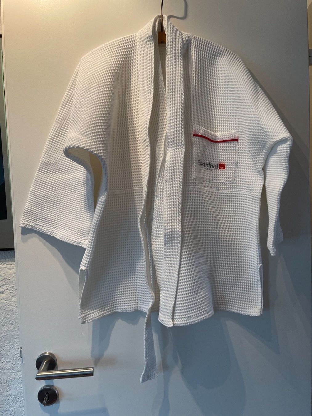 Arte internazionale: Kimono taille Unique – Usato da Lausanne venduto da ine_6c2m