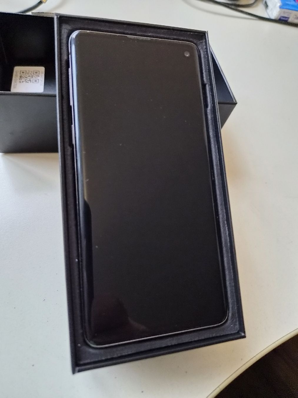 Samsung Telefoni cellulari / Smartphones: Samsung Galaxy S10+ – Difettoso da Reutigen venduto da beore 7
