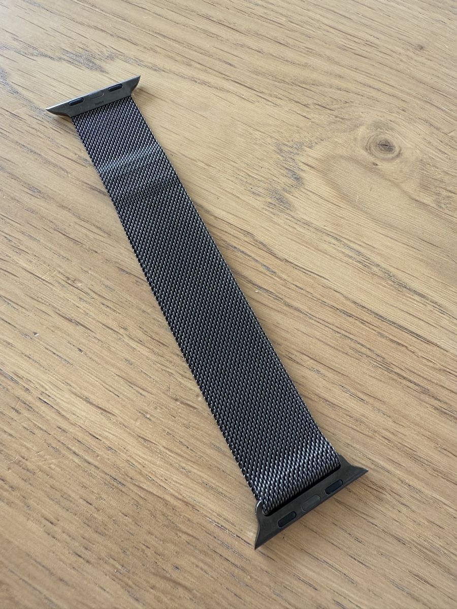 Apple Bracciali & Braccialetti: Apple Watch Milanaise Armband Graphite – Usato da Wangen b. Olten venduto da Thomiverkauft 1