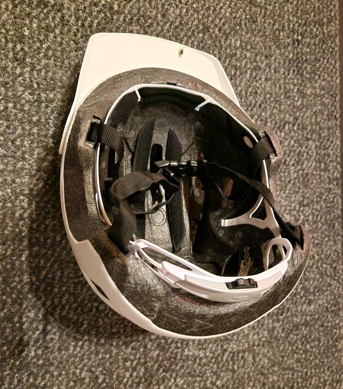 Bell Caschi: Mädchenvelohelm – Usato da Kappelen venduto da chrome72 1