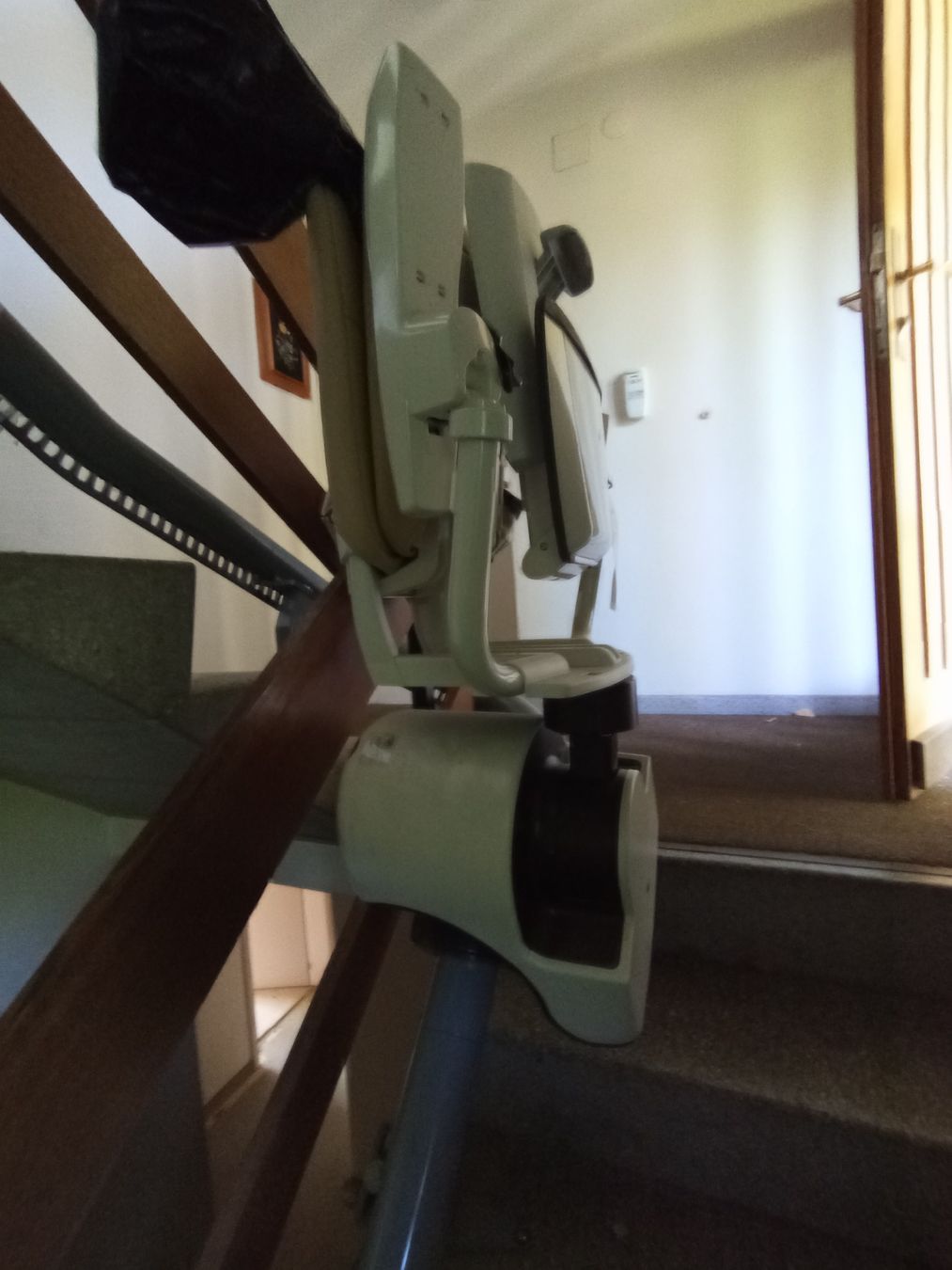 Attrezzature mediche: Treppenlift Strack mit Sitz funktionstüchtig  – Usato da Belp venduto da Guadalupe84 2