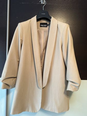 Pieces Blazer, Beige, Gr. XL, Sommerlich & Elegant!