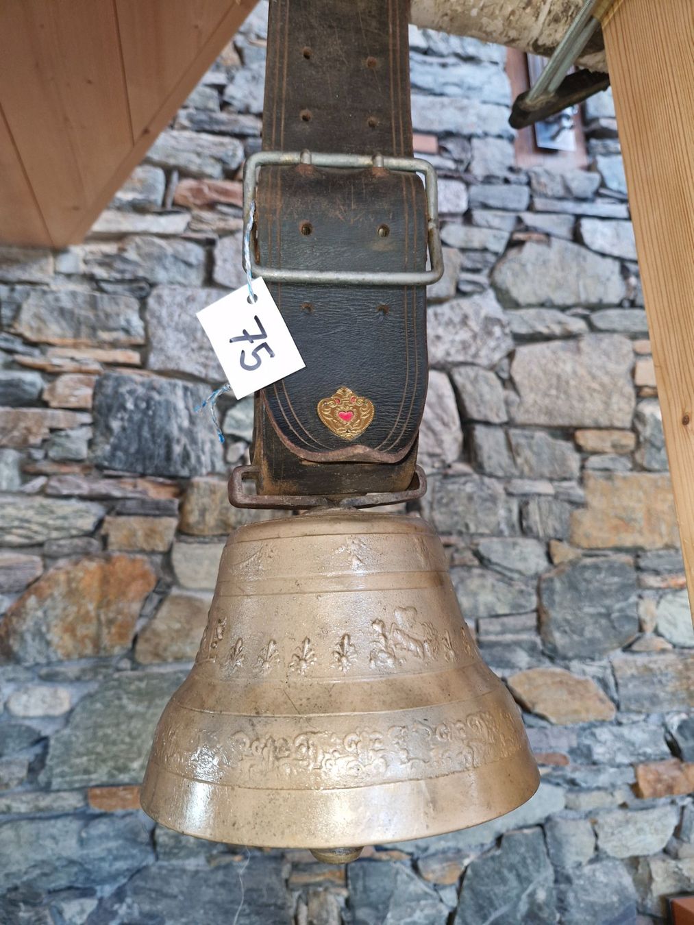 Cloches & sonnailles: Glocke Treichel – D'occasion à Guarda par rue_bpd7