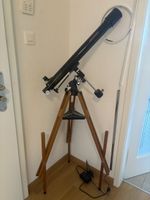 Celestron Teleskop mit Holzstativ & Zubehör – Japan – defekt