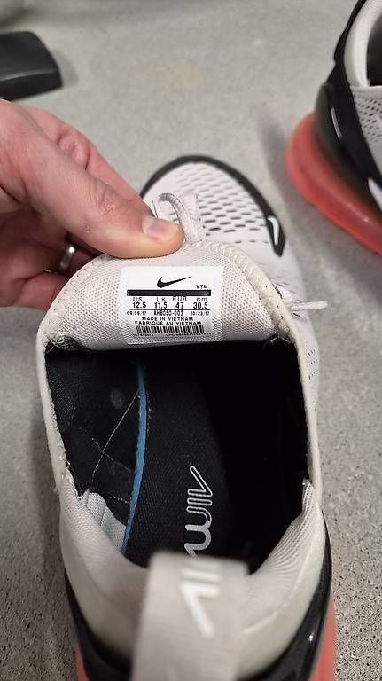 Scarpe da uomo: Nike AirMax 270 – Usato da Liebefeld venduto da abb_p8zr 1