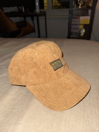 Beige corduroy cap
