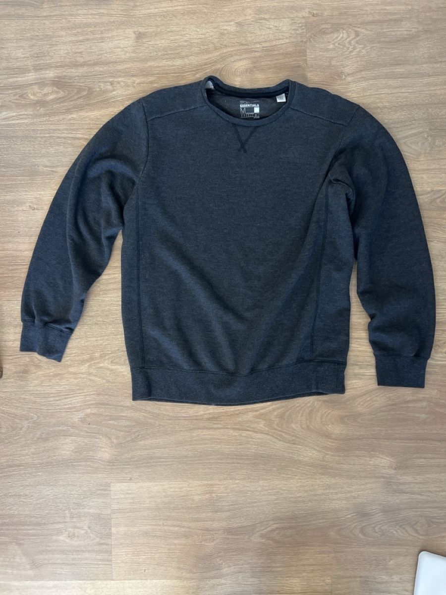 Adidas Pullover & Sweatshirts: Adidas Sport Essentials Pullover, Grösse M, Grau – Gebraucht aus Zürich von lisitsyna