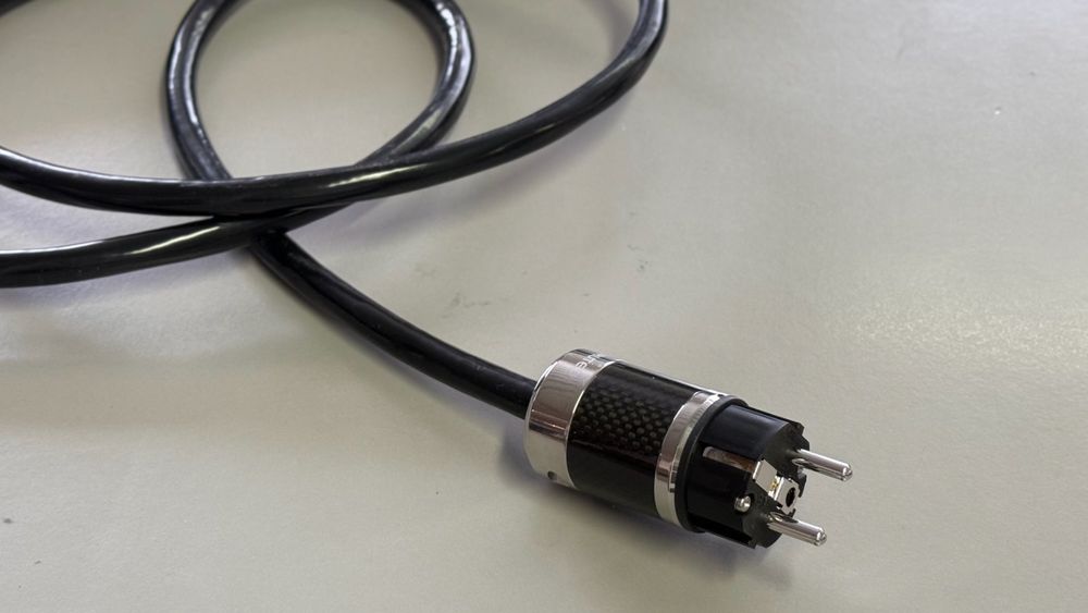 Fisch Reference line stabile Audio-Netzleiste mit Schuko | Kaufen auf ...