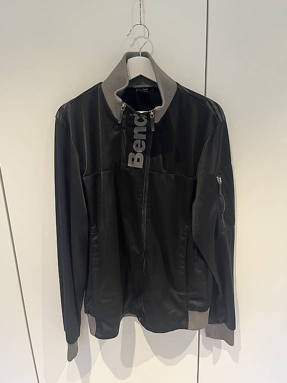 Giacche: Bench Sweatjacke  – Usato da Zunzgen venduto da TCS