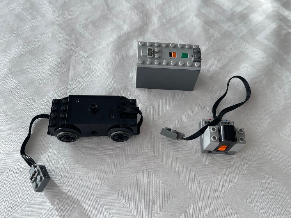 Ensemble de Moteurs Power Function 7 pièces - Kit Scientifique et technologique avec télécommande, Moteur M, boîtier de Piles AA - Compatible avec Lego Technic