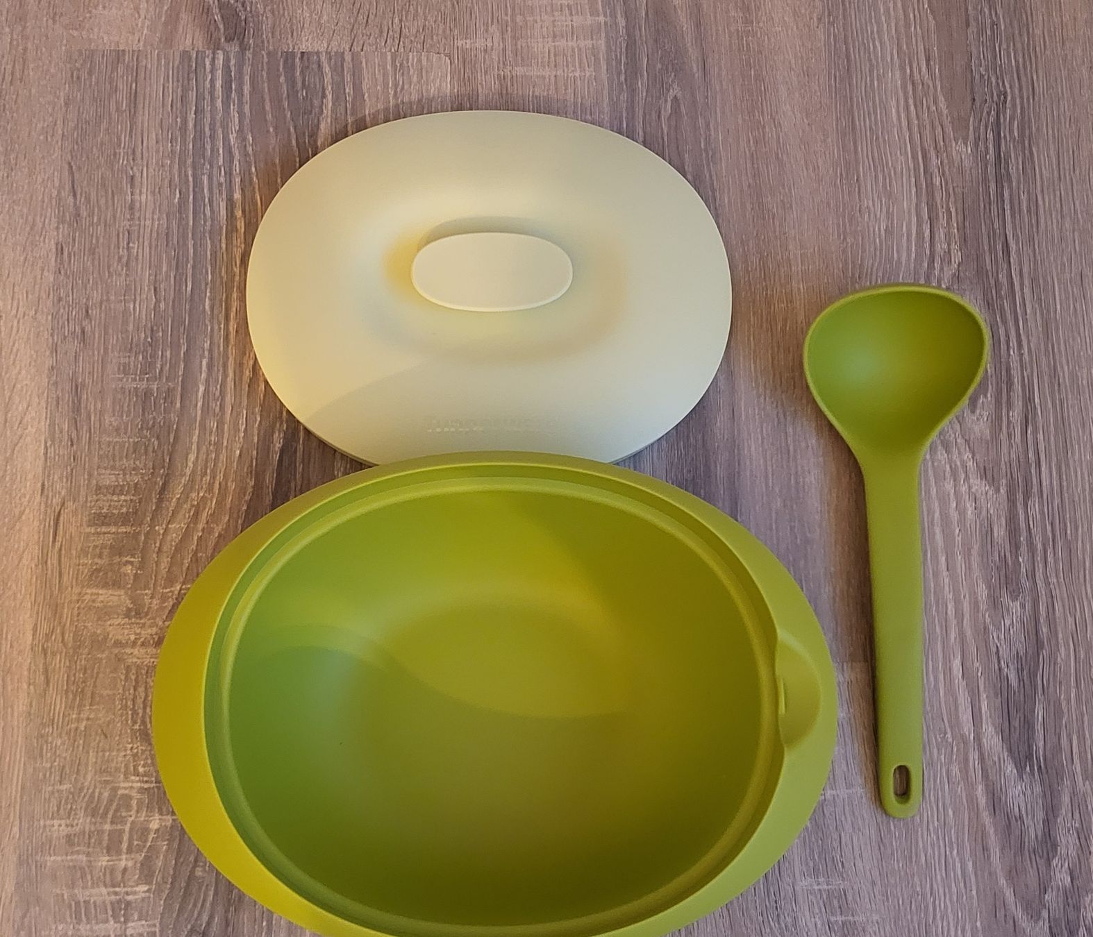 Tupperware Behälter & Ähnliches: soupière Tuperware + 3 glaces silicone – Gebraucht aus Plagne von pnz75 1