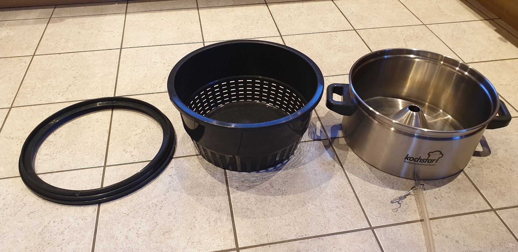 Appareils de cuisine: Saftgewinner/Entsafter Aufsatz – D'occasion à Kaltbrunn par mopalama 3