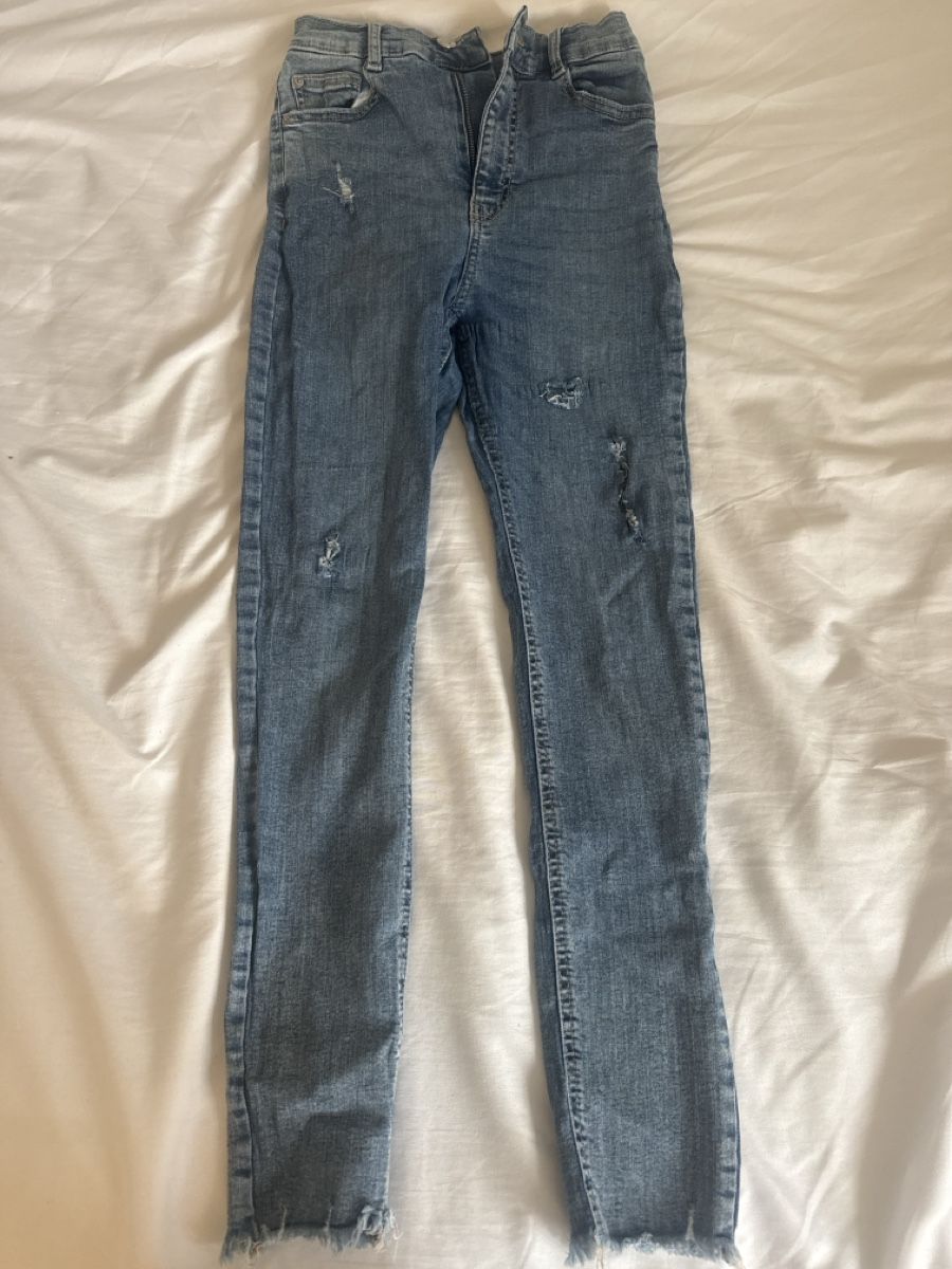 Pull&Bear Jeans: Pull&Bear Jeans, Gr. 36 – Gebraucht aus Pratteln von syr_g2ql