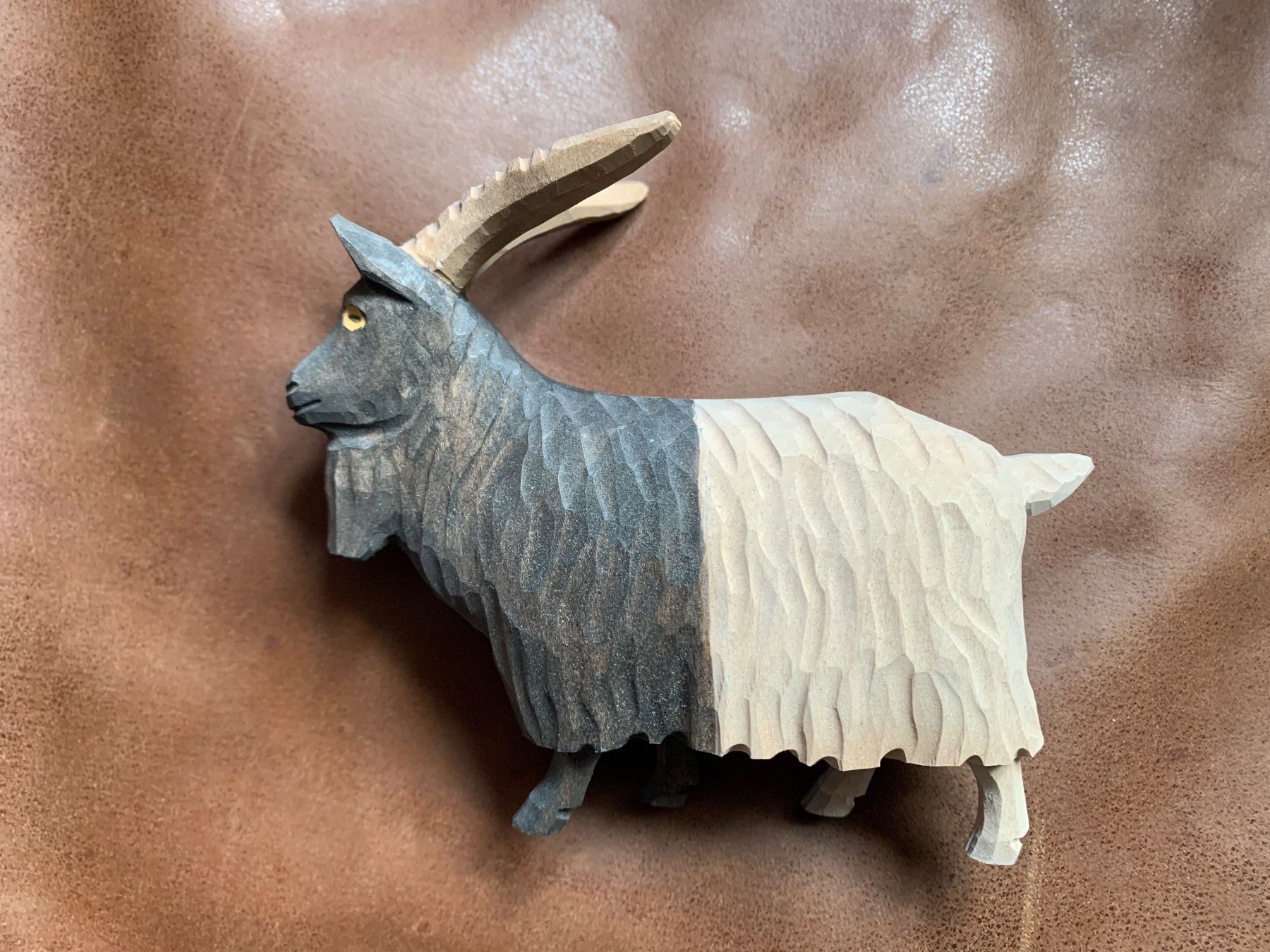 Figuren: Huggler Brienz, Ziegenbock, Ziege, Krippenfigur, Holz – Gebraucht aus Kloten von petrol5555