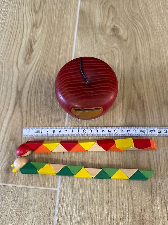 Giocattoli: Holzspielzeugen- set Apfel-Spardose – Usato da Leissigen venduto da SKcool 4