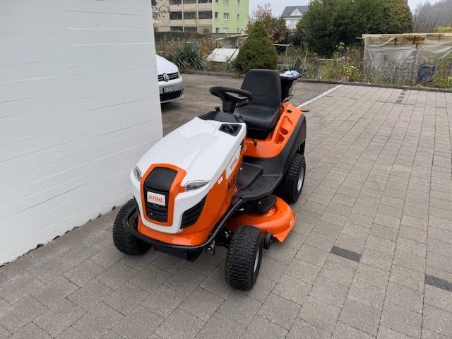 Stihl Tagliaerba: Stihl Rasentraktor – Usato da Leibstadt venduto da Rhystern