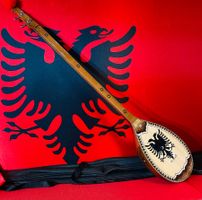 Albanisches Musikinstrument Qifteli