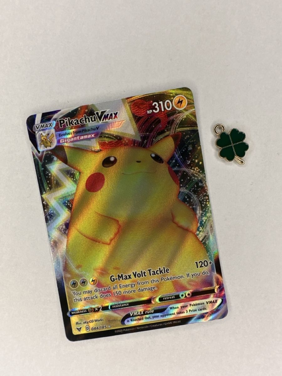 Pokémon Carte collezionabili: Pikachu VMAX 044/185 Fullart Holo 2020 Vivid Voltage – Usato da Uster venduto da Neonschwarz