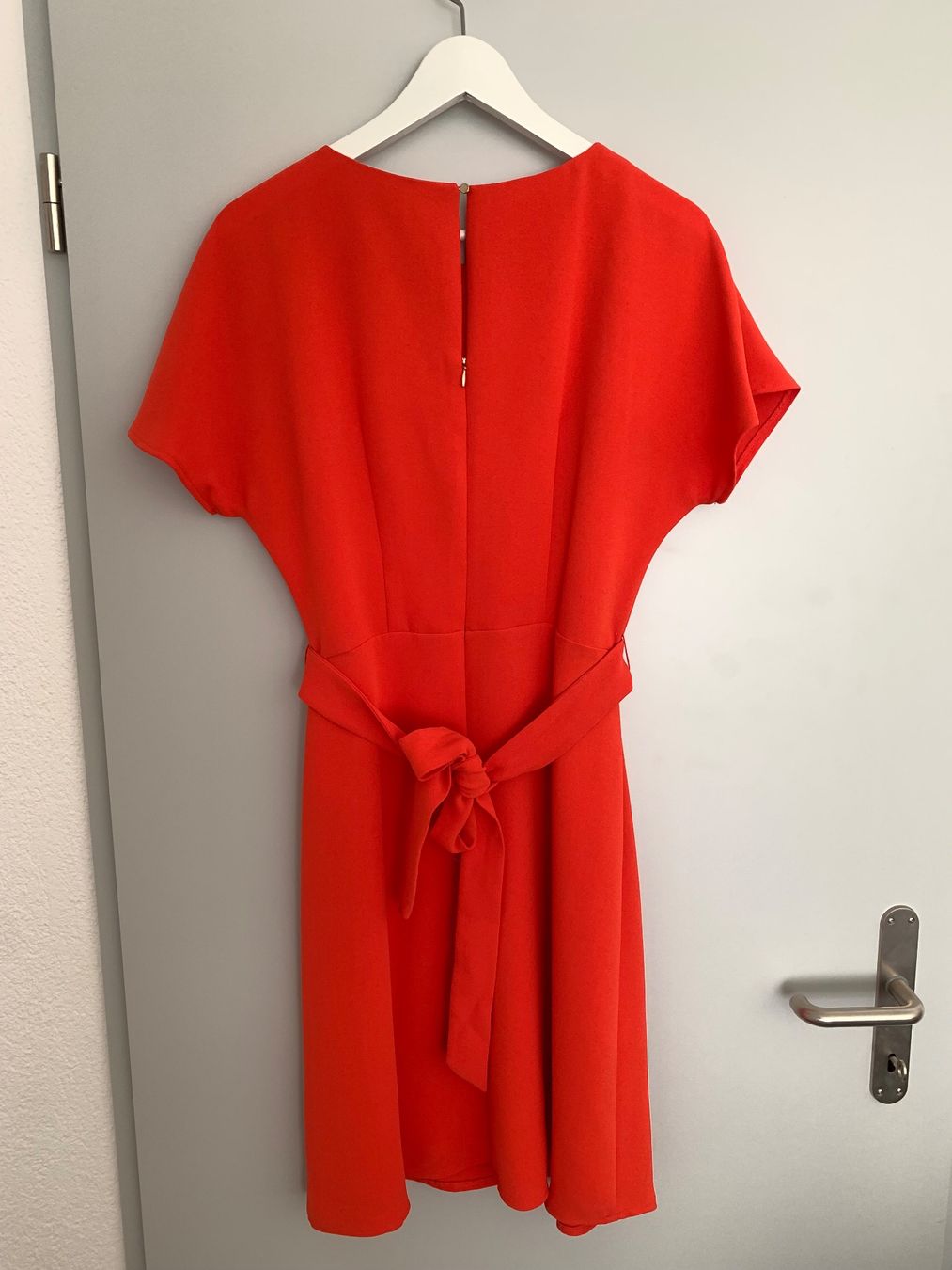 Esprit Vestiti: Wunderschönes, figurschmeichelndes Kleid, Esprit, Gr. 38 – Nuovo (secondo la descrizione) da Mollis venduto da wah_p9lr 1