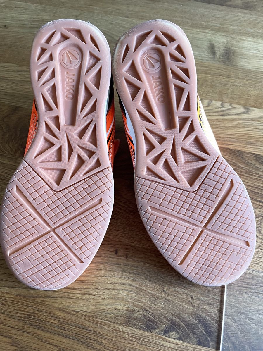 Jako Schuhe für Jungen: Hallenturnschuhe Gr.31 – Gebraucht aus Breitenbach von oli_hm96 2