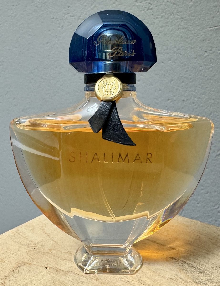 Guerlain Profumi & Eau de Toilette: Shalimar - Guerlain - 50 ml Eau de Parfum Spray – Usato da Rothrist venduto da Luckywinner