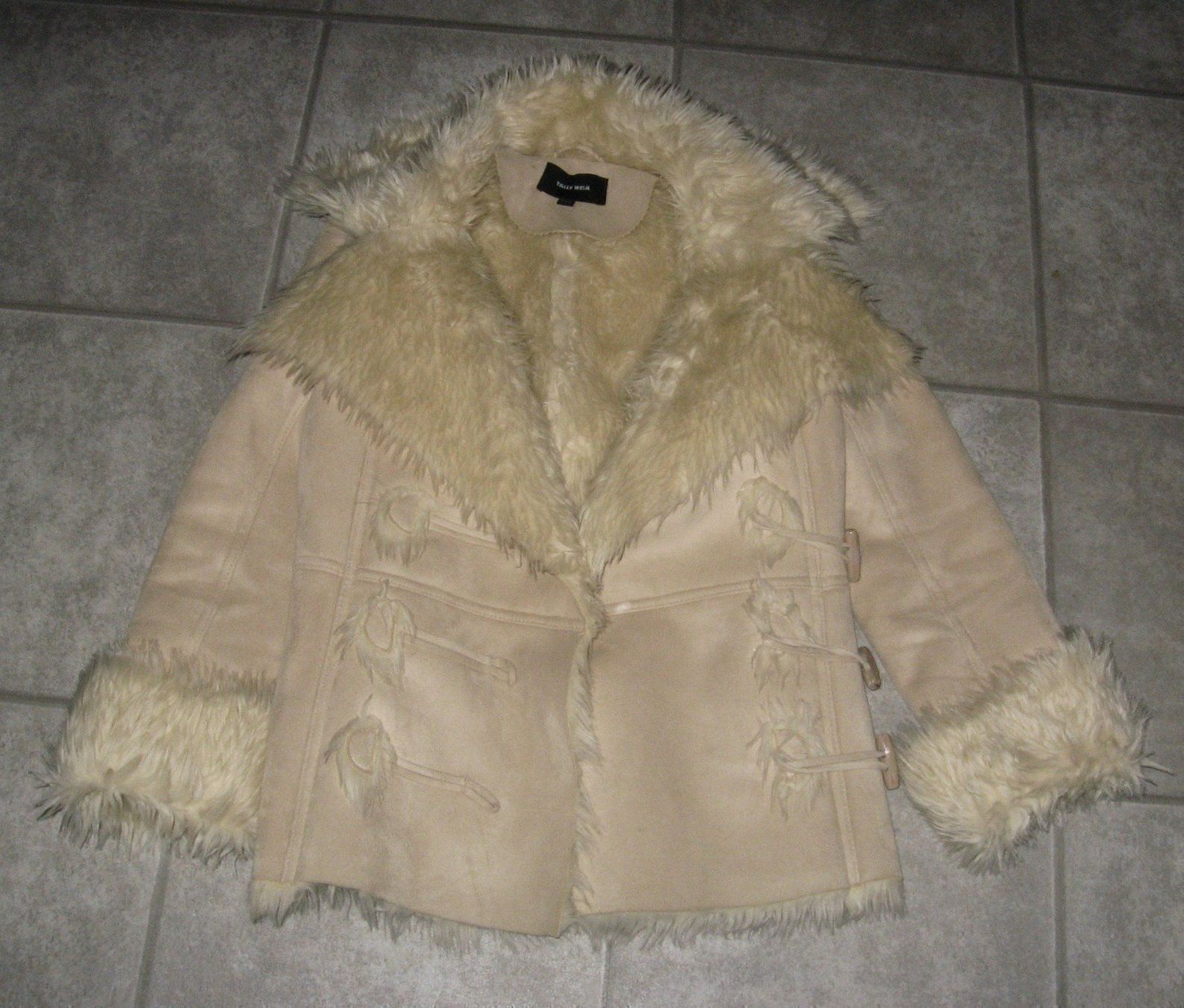 Giacche: beige Damenjacke Gr. 36 – Usato da Kaltbrunn venduto da Cindy99