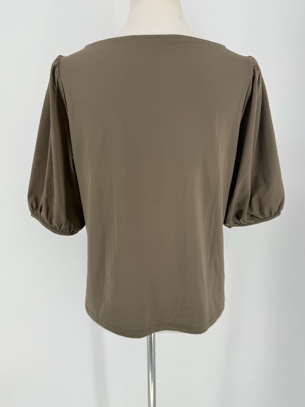 T-shirt: Shirt mit Puffärmeln Gr. M von H&M – Usato da Auenstein venduto da moin. 3