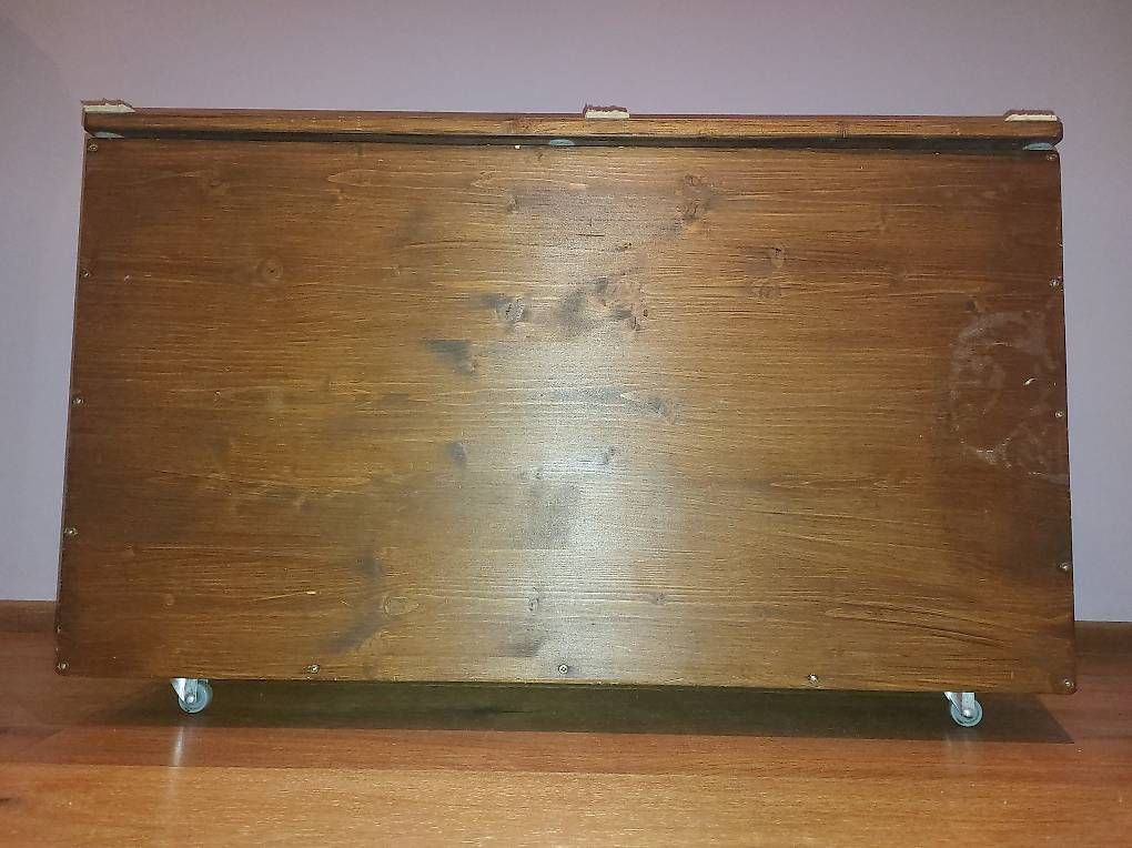 Cassapanche: Schöne, grosse Holztruhe Handmade – Usato da Rothenthurm venduto da Djmaxima 1
