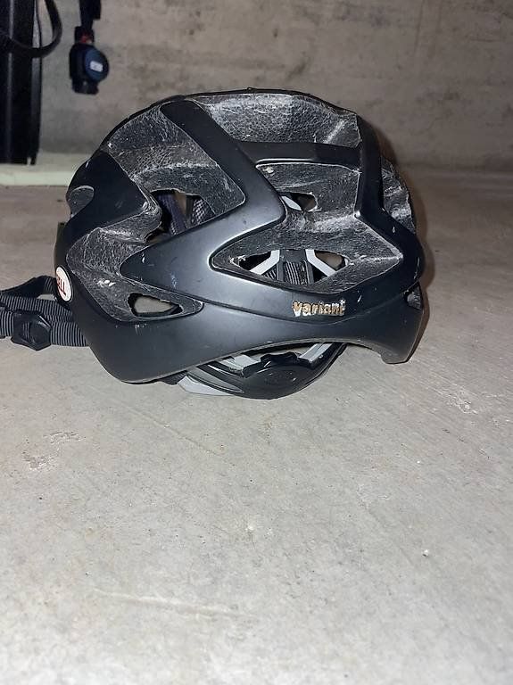 Bell Caschi: Velo-Helm – Usato da Zürich venduto da Timo_G 1