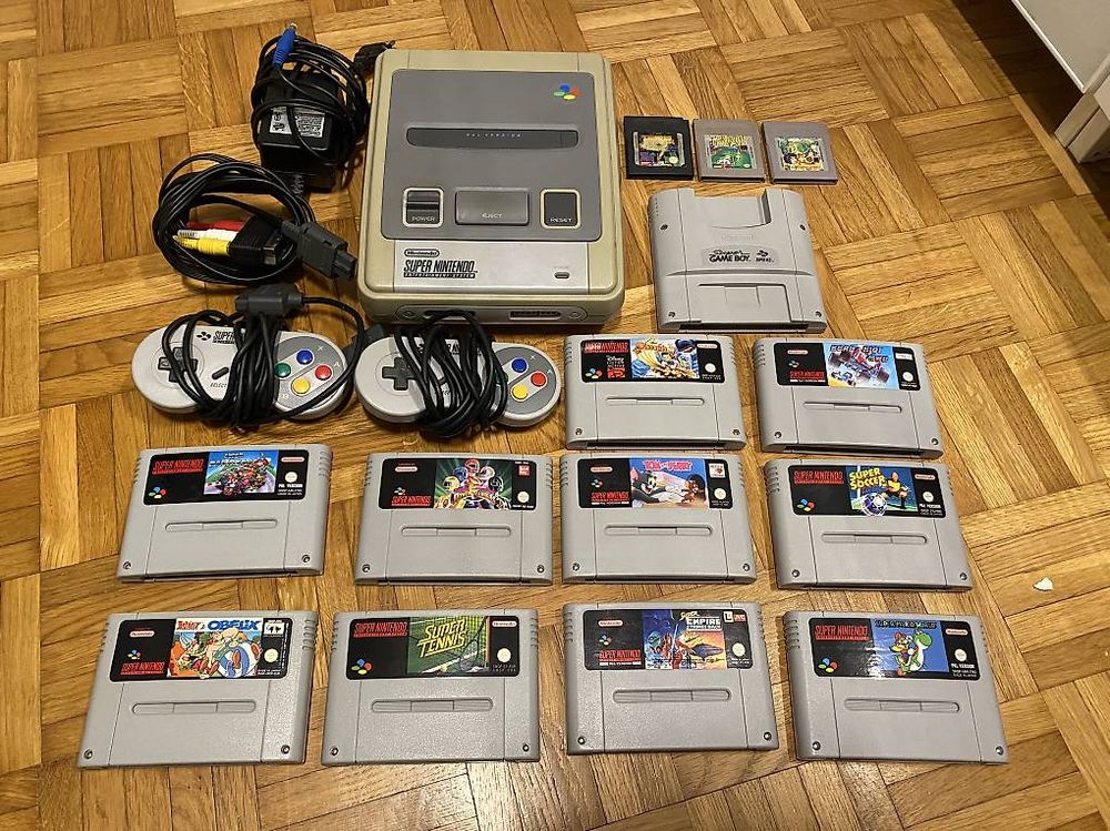 Super Nintendo (2 Chip) Snes Set (Gebraucht) in Adlikon b. Regensdorf ...