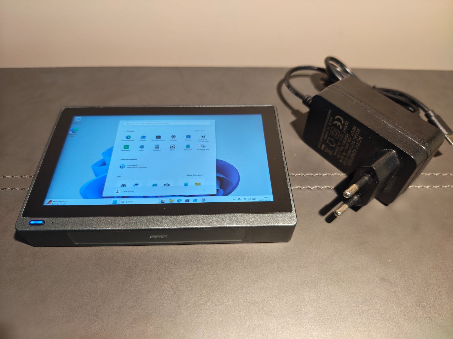 PCs: GAOLA1 Pro Mini PC mit Touchscreen, Akku, Win 11 Pro – Gebraucht aus Immensee von Pelab 1