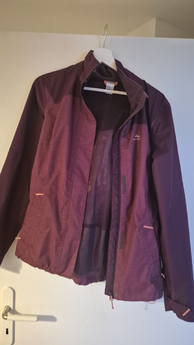 Decathlon Giacche: Decathlon Quechua Regenjacke – Usato da St. Gallen venduto da justmeeee