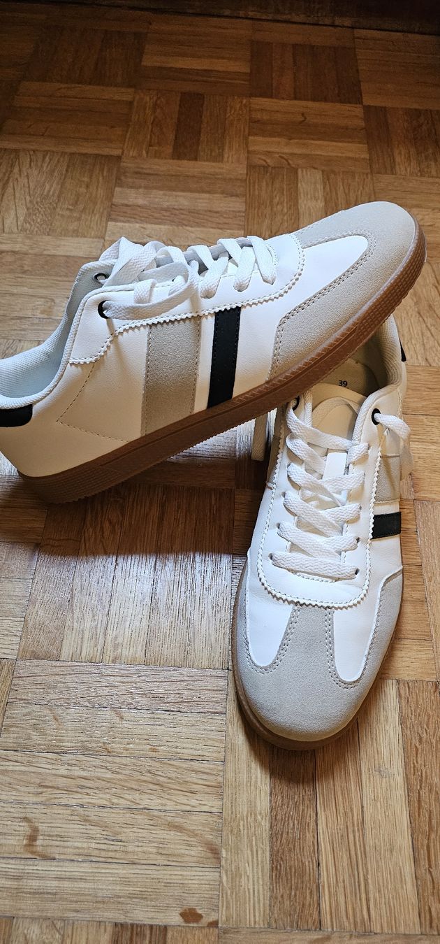 Scarpe da uomo: Baskets taille 39 (neuves) – Nuovo (secondo la descrizione) da Yverdon-les-Bains venduto da van_dq65 1