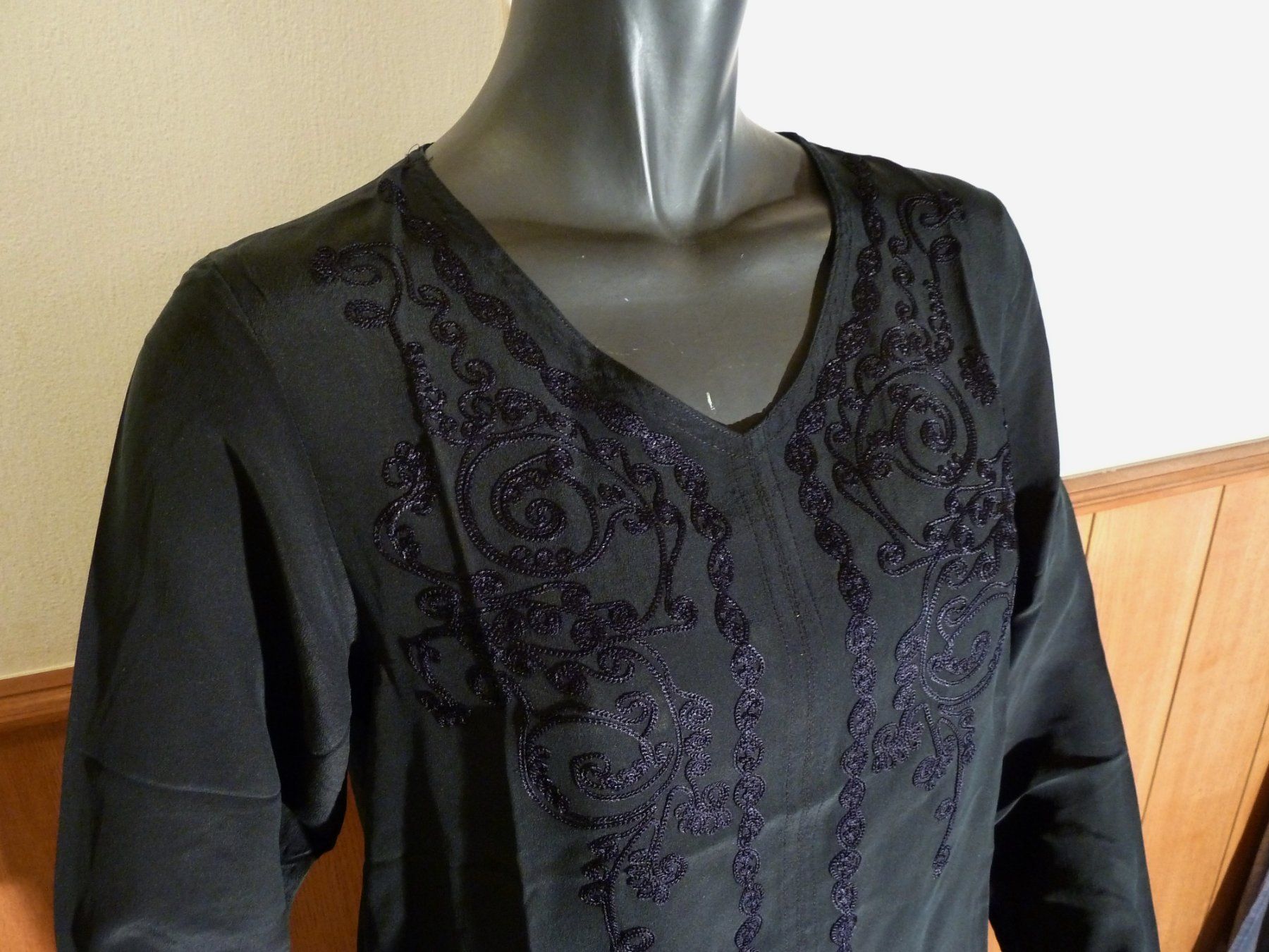 Camicette: Seidenbluse Gr. M   Neuware – Nuovo e nell'imballaggio originale da Bure venduto da 1319 1