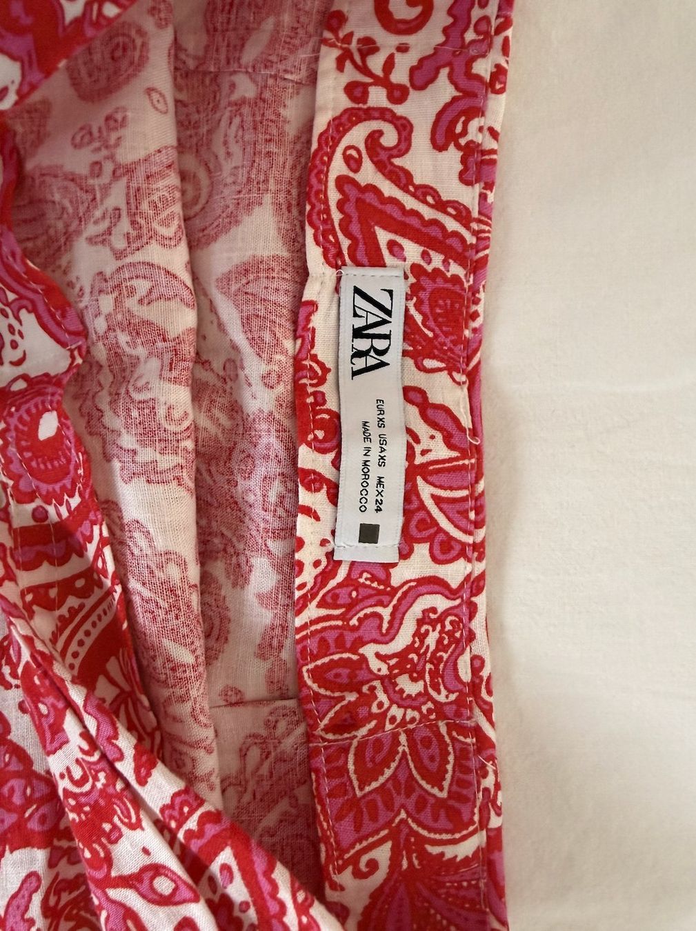 Zara Jupes: Patterned mini skirt – Neuf (Voir description) à Buonas par mej_6s67 3